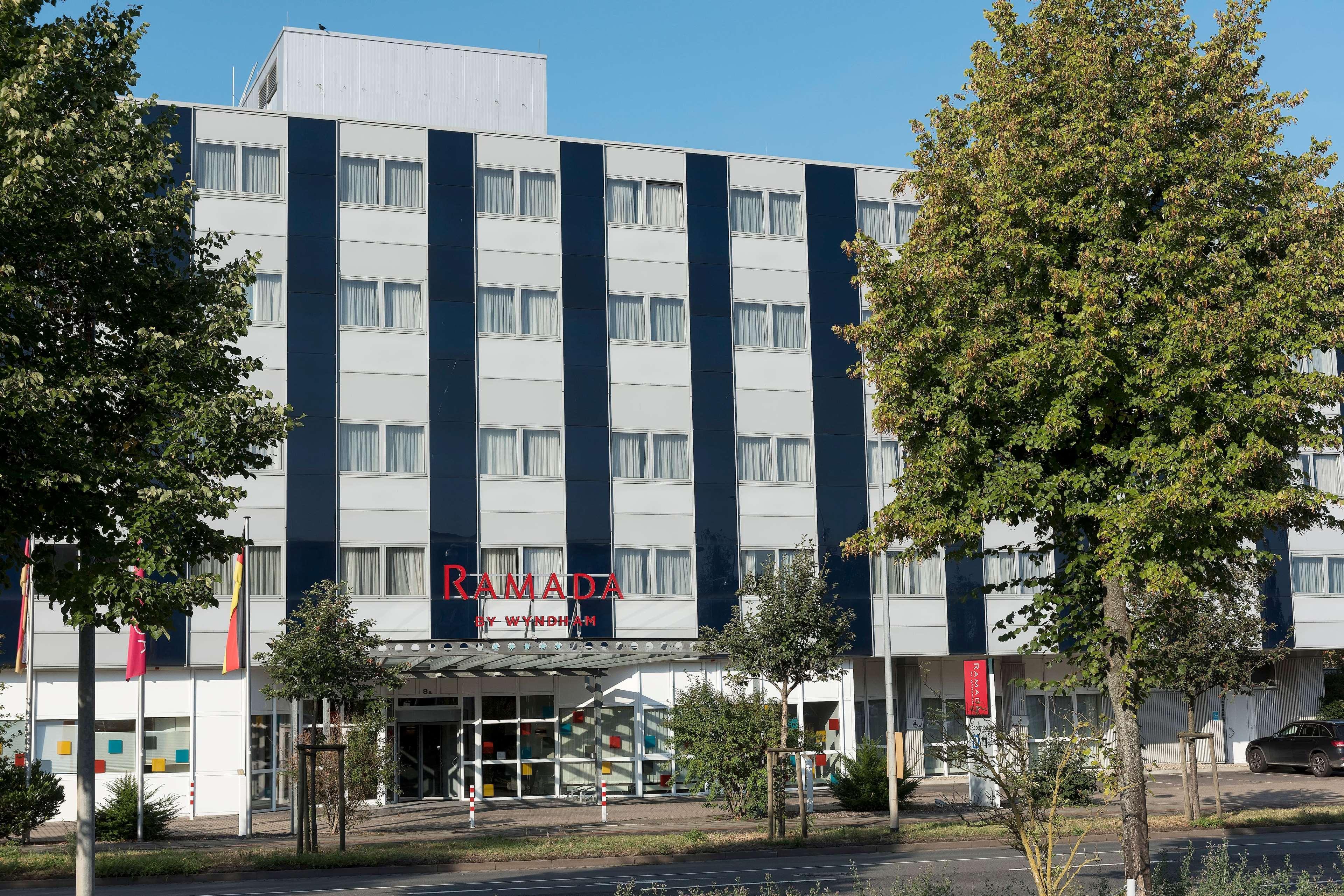 Ramada By Wyndham Hannover Messe Hotel 3*