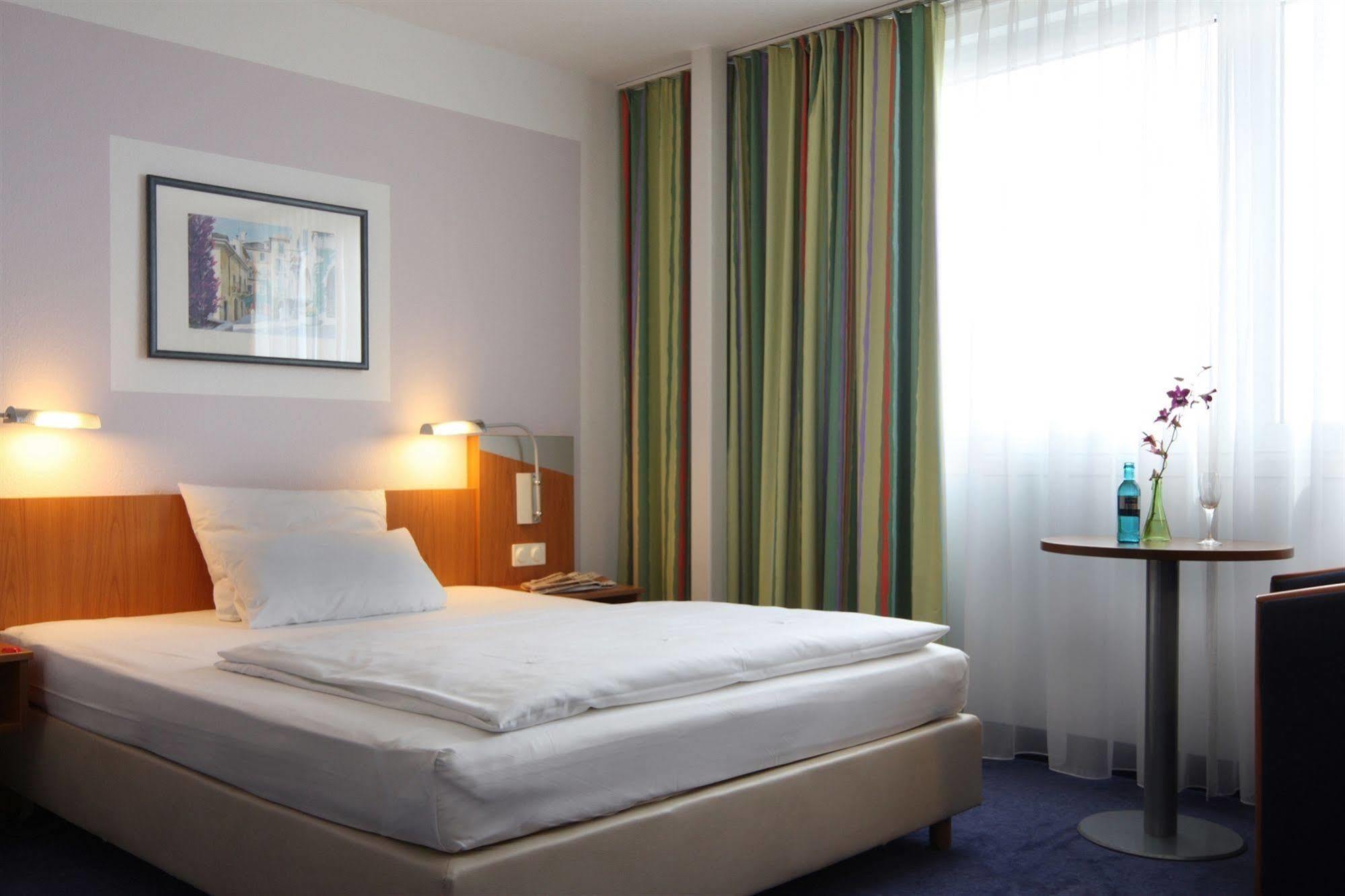 Hotel Ramada By Wyndham Hannover Messe Laatzen