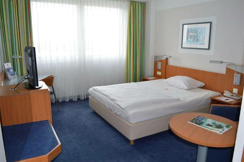 Hotel Ramada By Wyndham Hannover Messe 3*