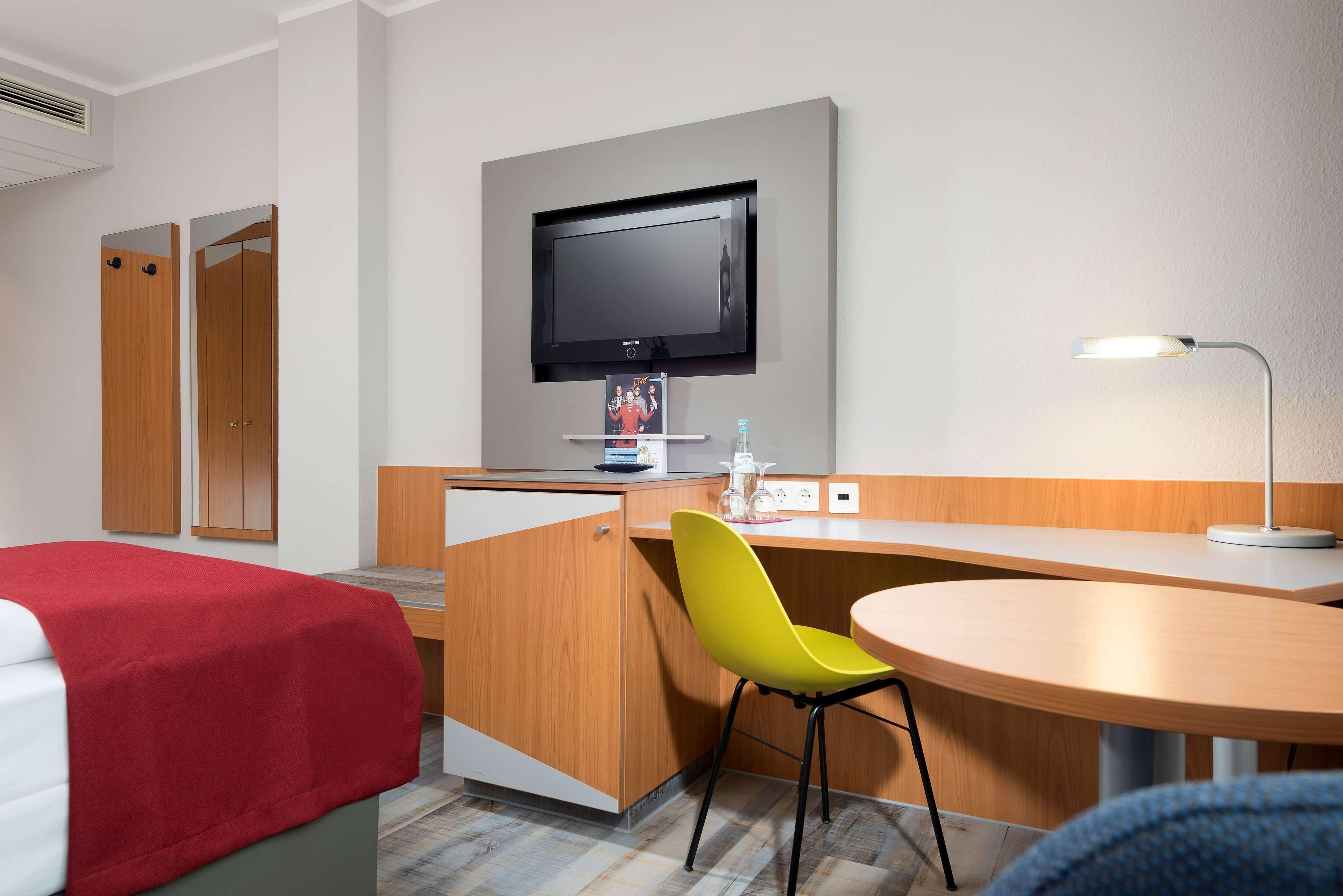 Ramada By Wyndham Hannover Messe 3* Laatzen