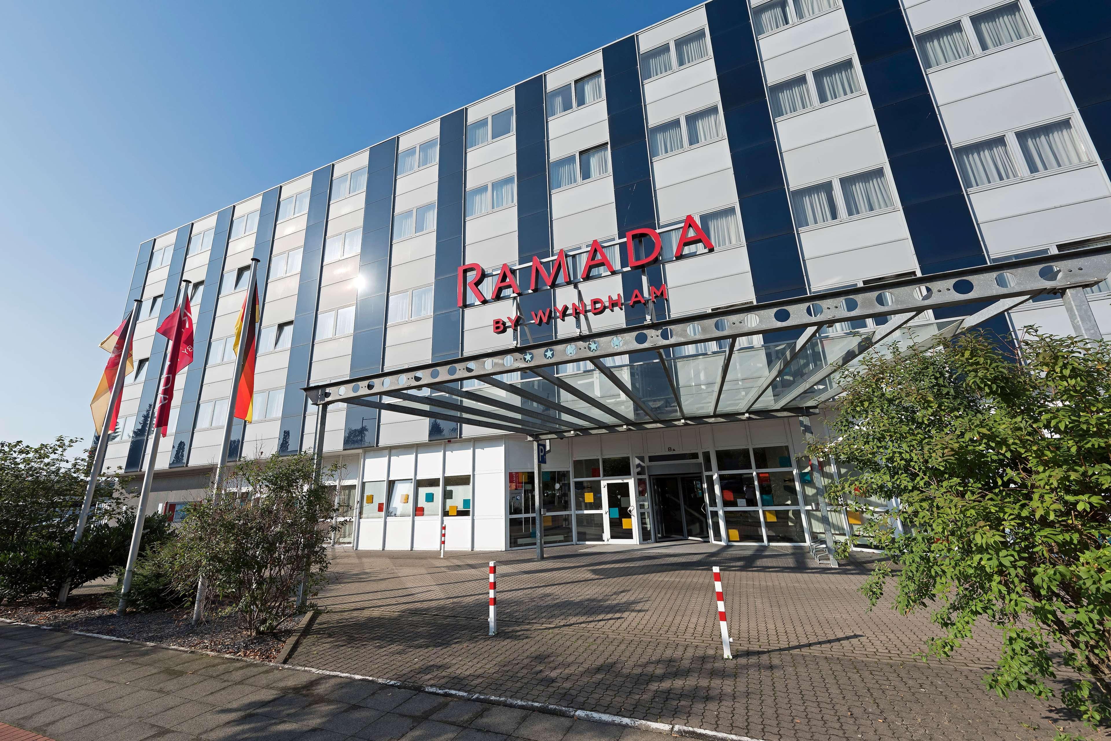 Ramada By Wyndham Hannover Messe Hotel Laatzen